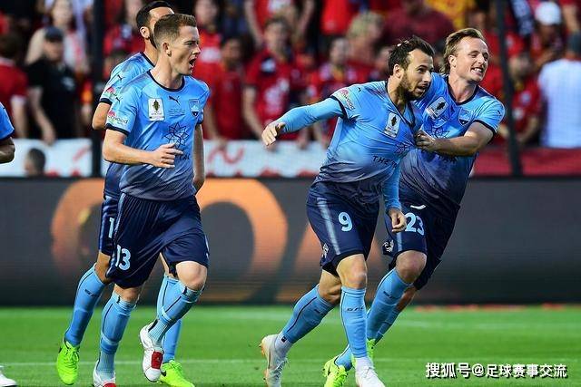 日本羽毛球公开赛：石宇奇逆转过关 国羽多人晋级八强